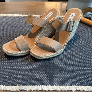 Steve Madden Beige Wedge Sandals
